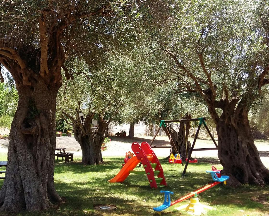 Sivota Apartments Athina Bagian luar foto