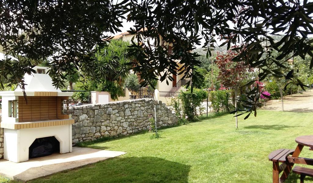 Sivota Apartments Athina Bagian luar foto