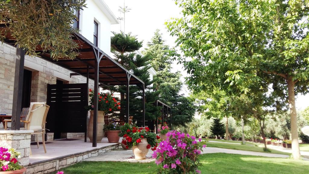 Sivota Apartments Athina Bagian luar foto