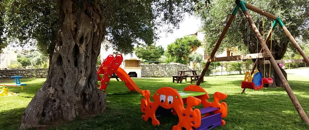 Sivota Apartments Athina Bagian luar foto