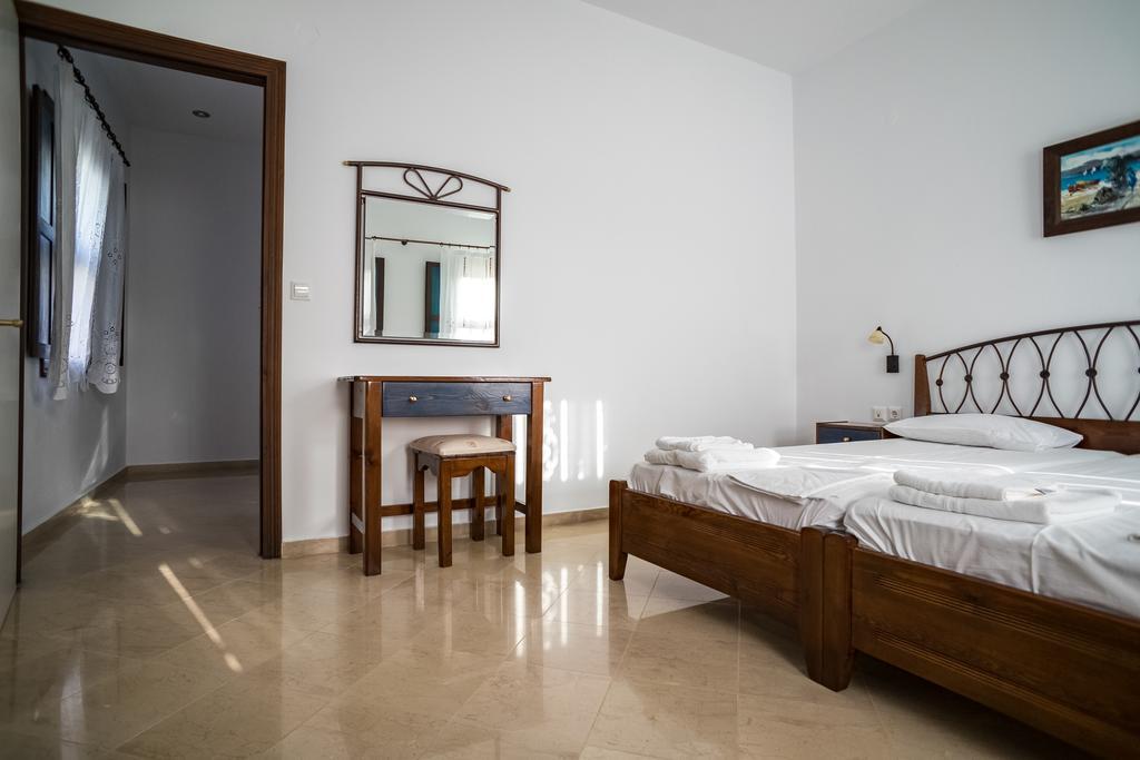 Sivota Apartments Athina Bagian luar foto